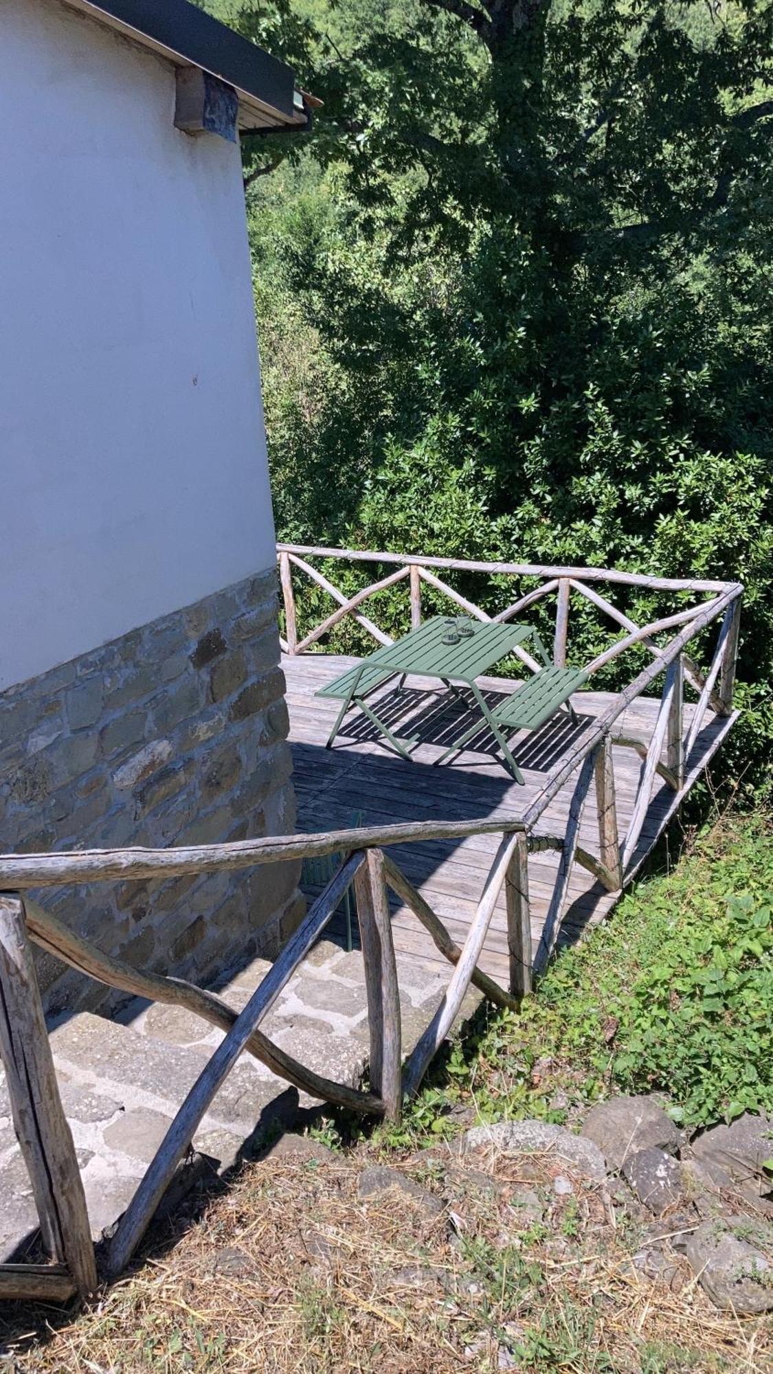 La Casina Del Prete Villa Caprese Michelangelo Exterior photo